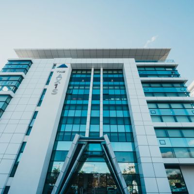 Investcorp (Holdings) Ltd
